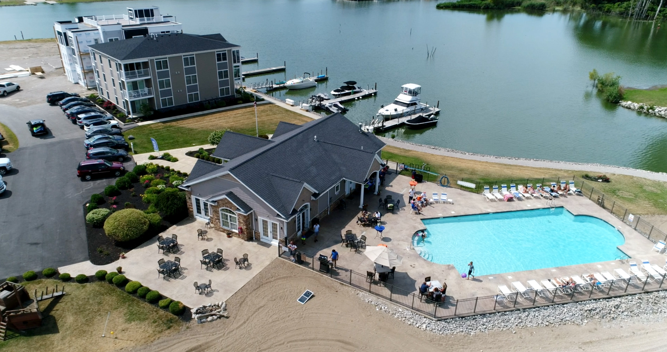 marblehead estates & yacht club marina